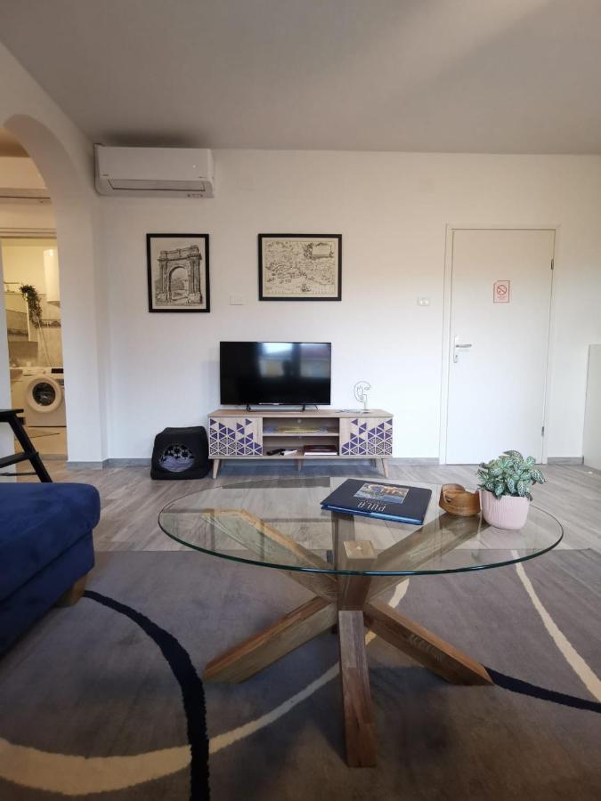 פולה Apartments Bonvenon2Center מראה חיצוני תמונה