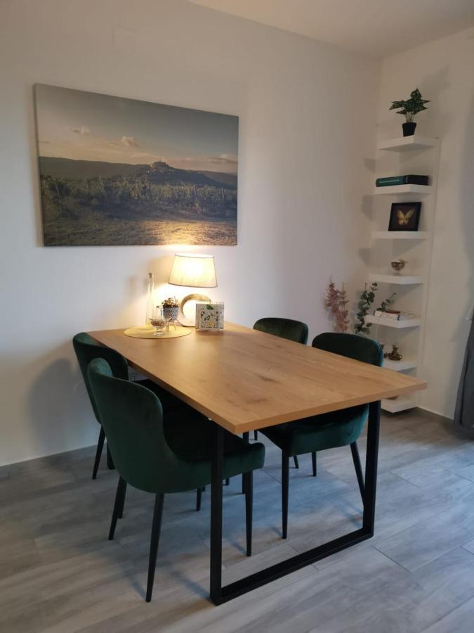 פולה Apartments Bonvenon2Center מראה חיצוני תמונה