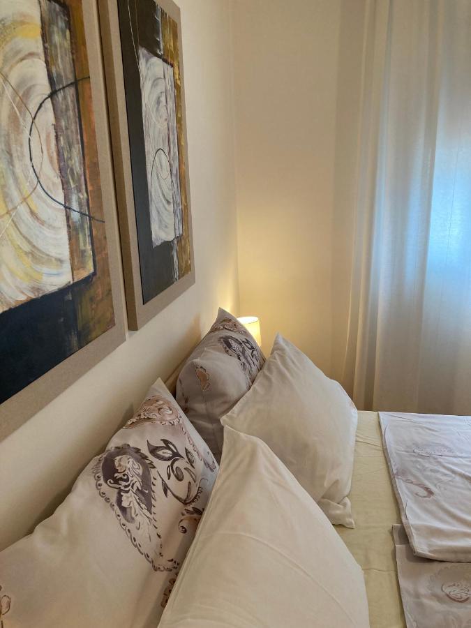 פולה Apartments Bonvenon2Center מראה חיצוני תמונה